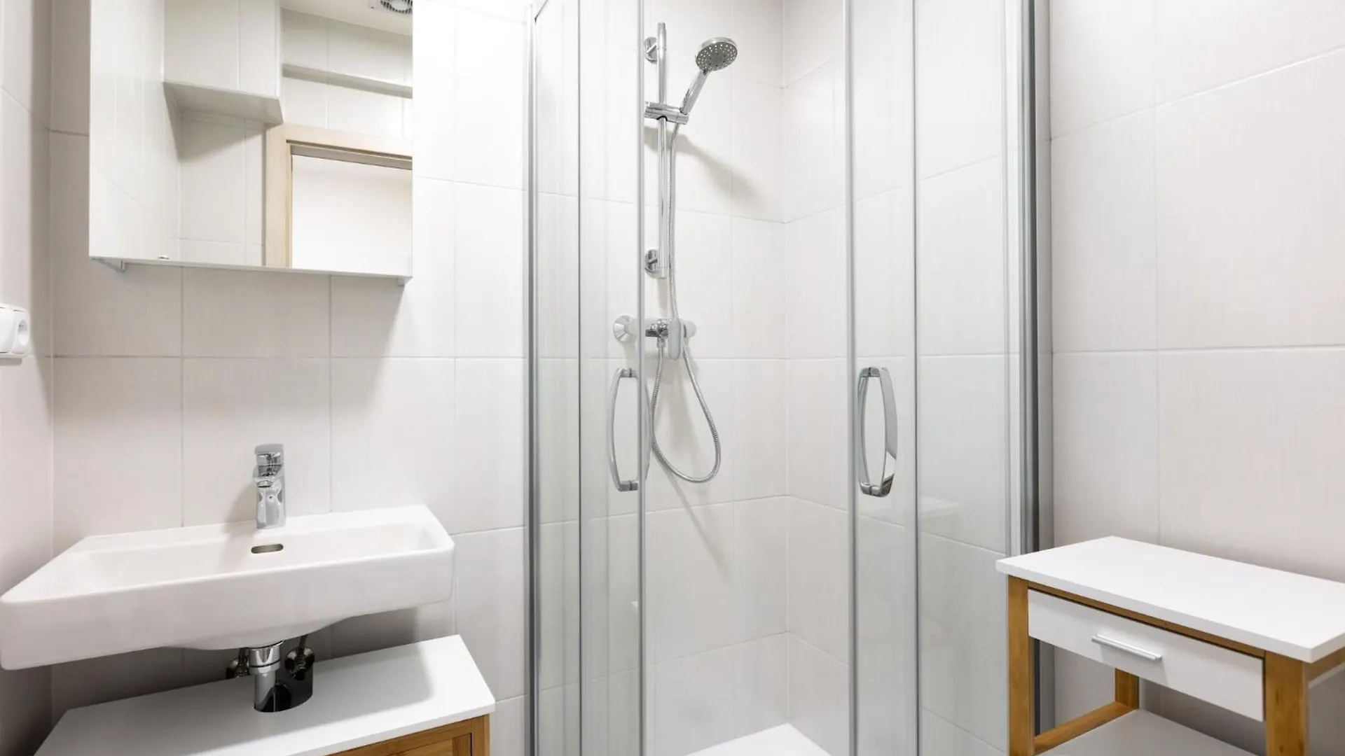 Apartman U Metra S Terasou Prague